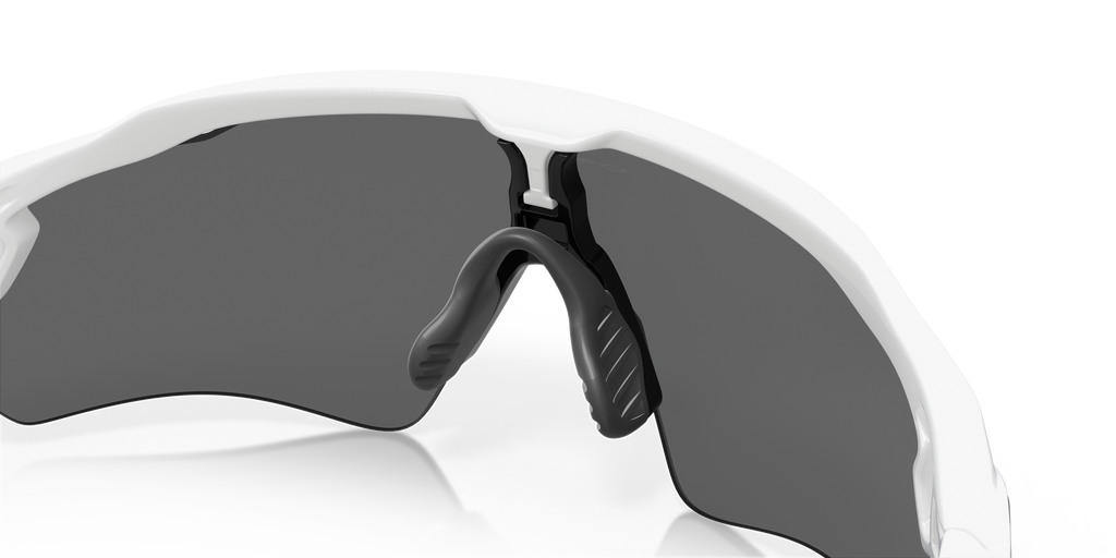 Oakley Radar EV Path 0OO9208 920894 Polirana bijela / Prizm Black Polarized – sportske polarizirane naočale za vrhunsku zaštitu