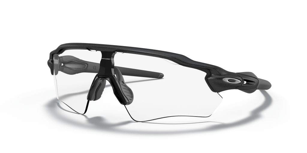 Oakley Radar EV Path Clear to Black Iridium Photochromic 0OO9208 920813 – sportske fotoosjetljive naočale za sve uvjete svjetla