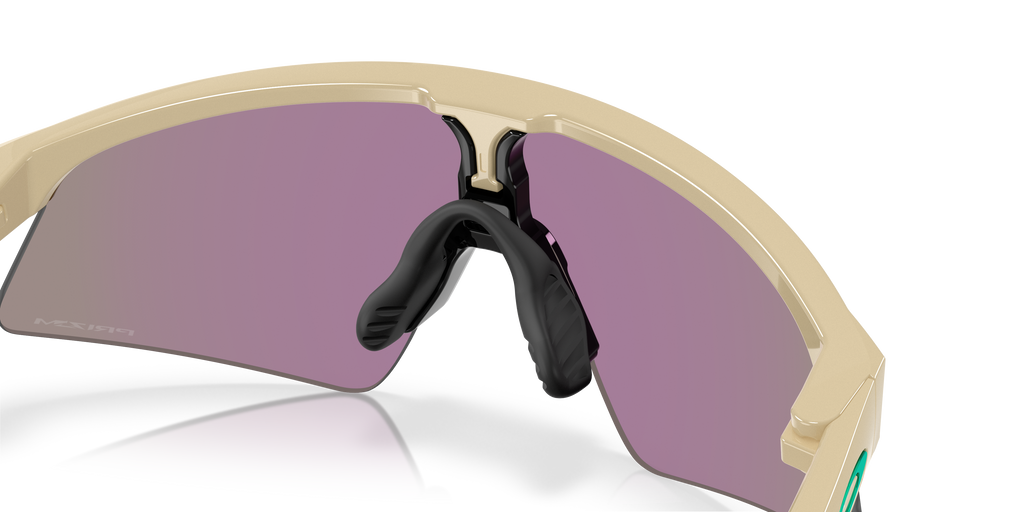 Oakley Resistor Sweep 0OJ9015 dječje sportske sunčane naočale – Desert Dark Skin s Prizm Jade lećama